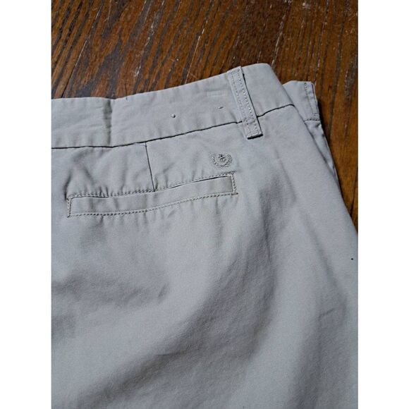 Size 16W Izod Saltwater Chino Khaki Tan Cotton Capri Casual Pants with Pockets - Picture 5 of 5